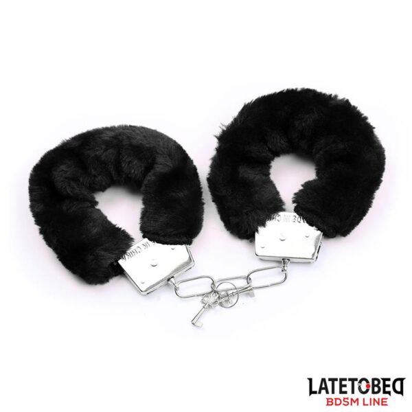 3 Pieces Set Mask, Handcuffs and Feathers Black – Image 3
