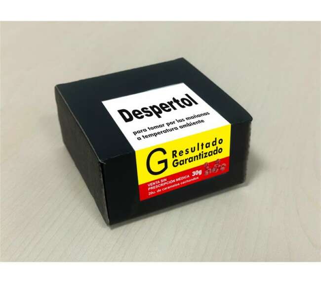 Box of 20 penis-shaped candies with strawberry cherry flavor