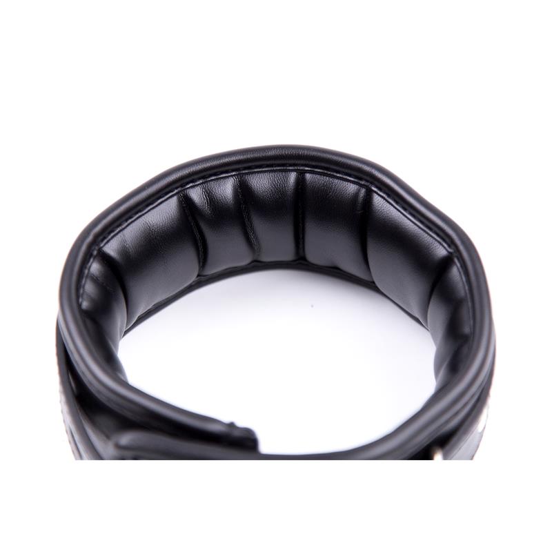 Collar with Metal Leash and Pedded Interior Black – Image 3