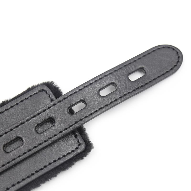 Collar With Metal Leash Black – Image 3