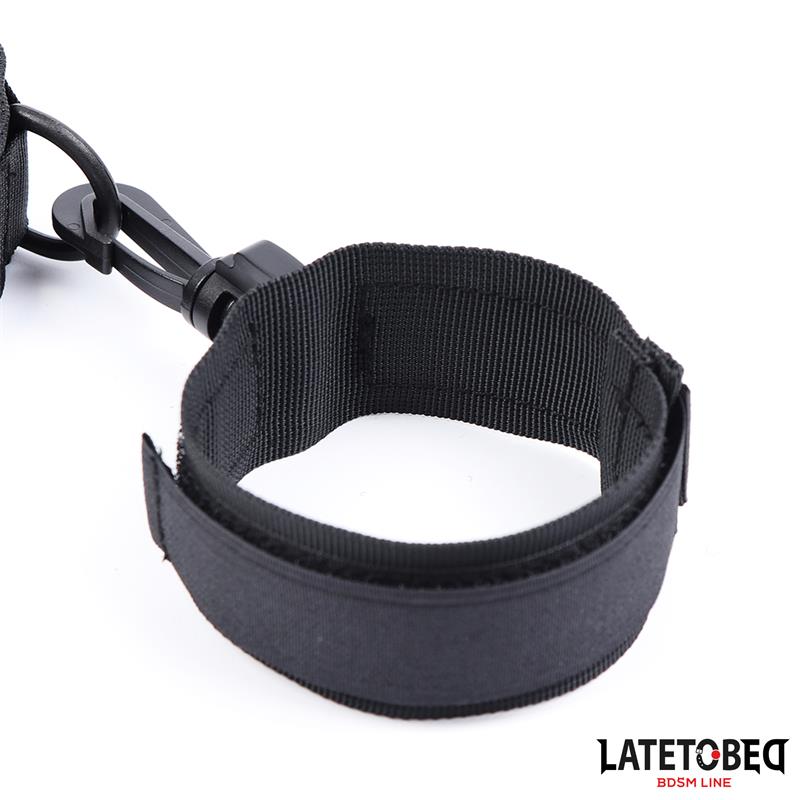 Collar with Wrist Restraints Nylon – Image 4
