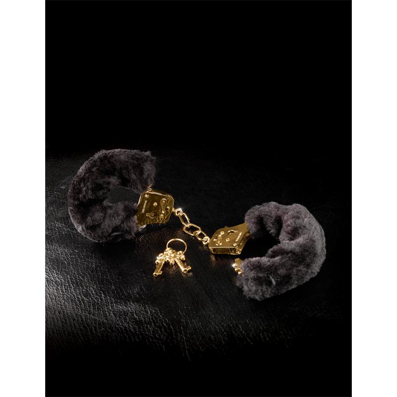 Fetish Fantasy Gold Deluxe Furry Cuffs Gold – Image 4