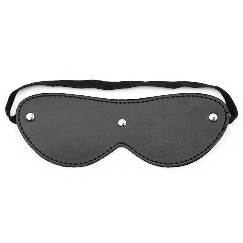 Fur Blindfold with 3 Rivets – Image 7