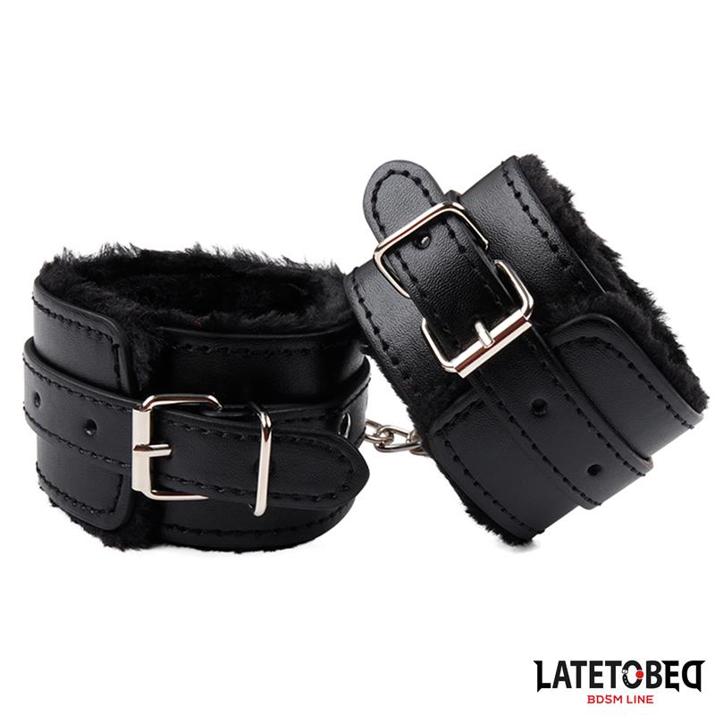 Furry Ankle Cuff Black – Image 4