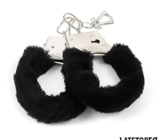 Furry Metal Cuff Black