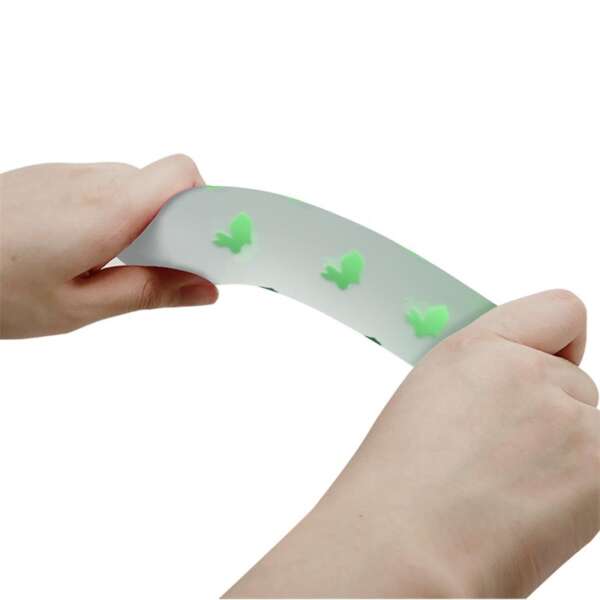 Glows in the dark Dildo Romantic Rendezvous – Image 7