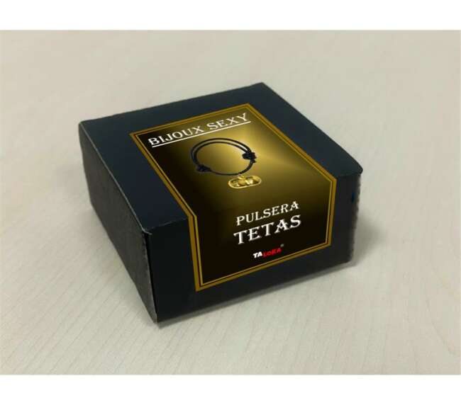 Golden breast-Shaped Bracelet.