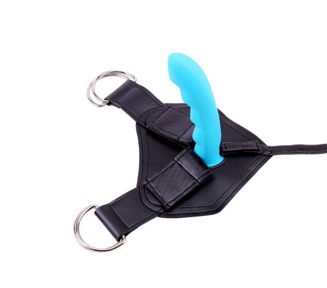 Harness and Dildo Cavelier