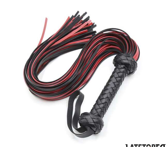 Red Black  Flogger 65 cm