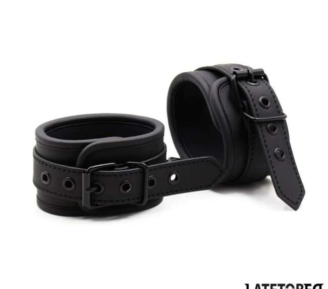 Solid black Ankle cuff