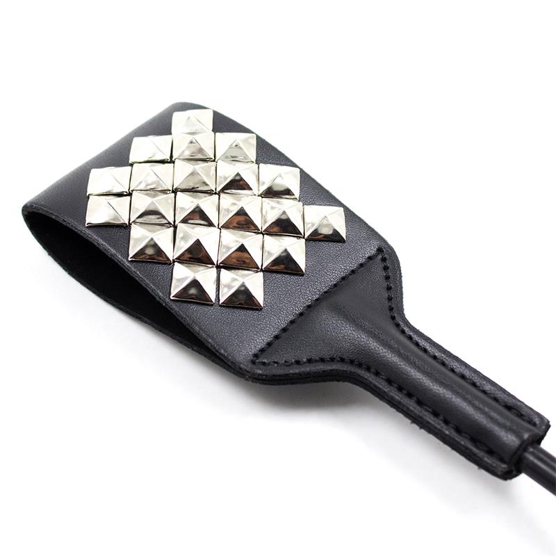 Square riding crop with silver studs 53 cm – Image 6