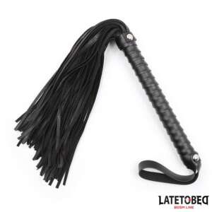 Textured Handle Flogger Black 48.5cm